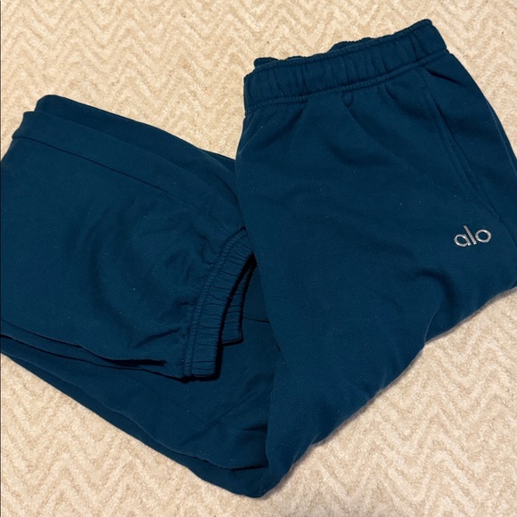 All set - Picture 4 of 8